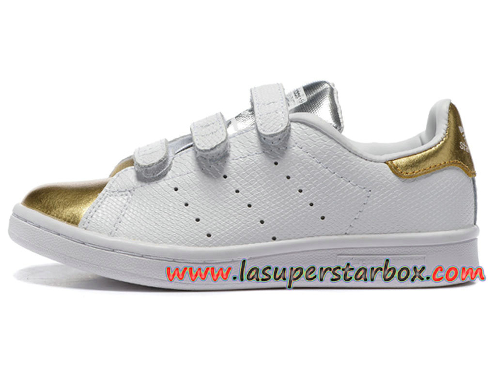 stan smith lacet doré